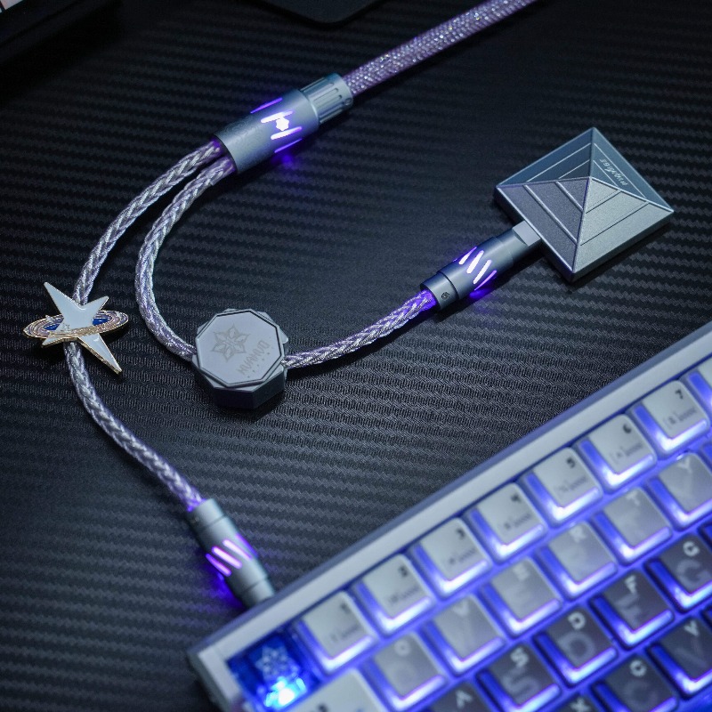 Huahuo Pro 8K Magnetic Axis Ke - đánh giá và giá Desk Setup Game